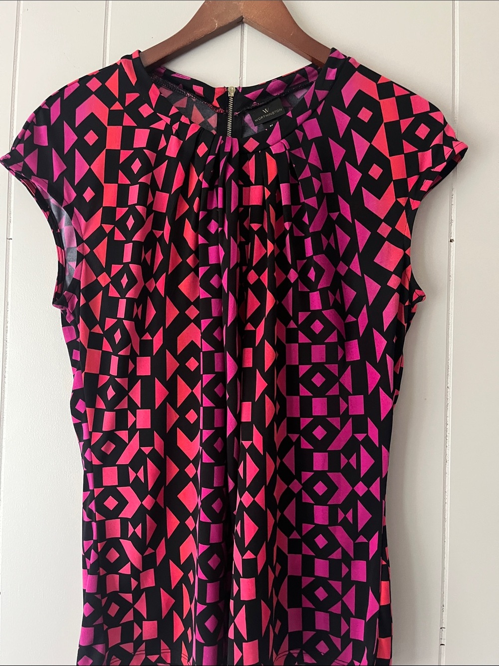 W by Worth Black & Pink Geometric Cap-Sleeve Blouse